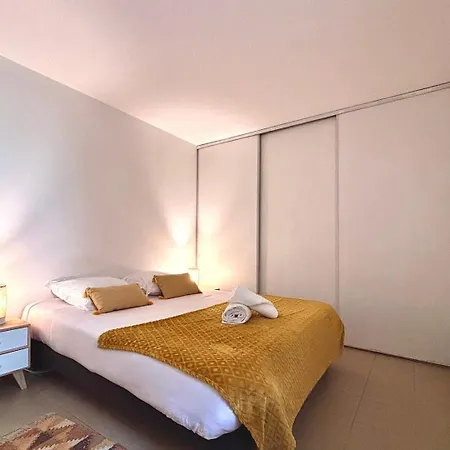 Appartement Le 14, 4 Pers, 2 Chambres, Clim, Proche Autoroute *