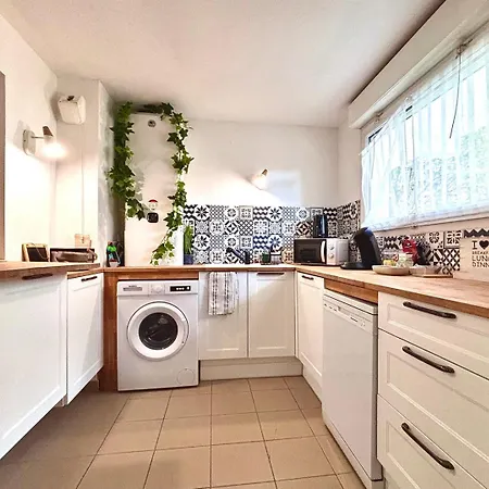 Appartement Le 14, 4 Pers, 2 Chambres, Clim, Proche Autoroute